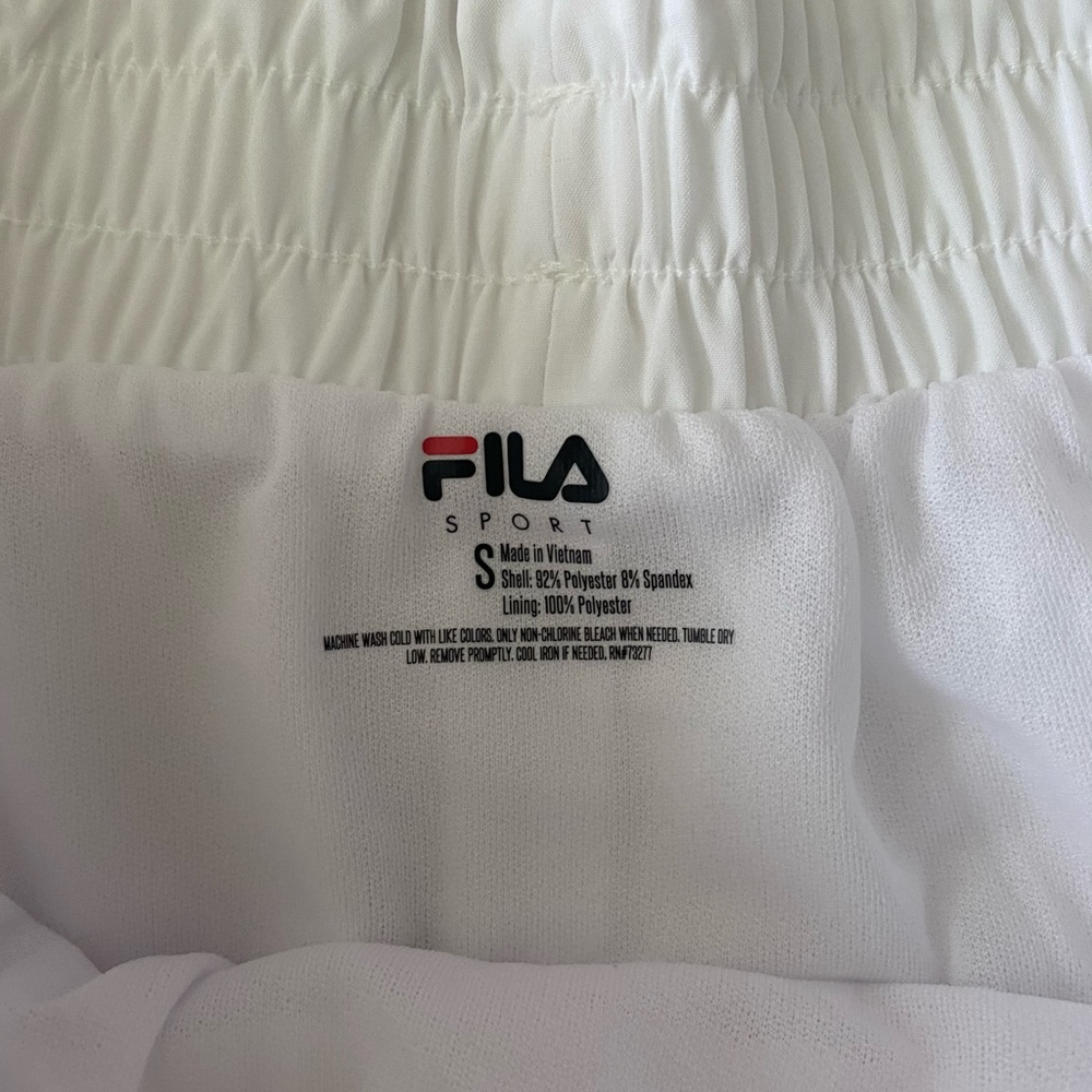 File women’s shorts size small color white